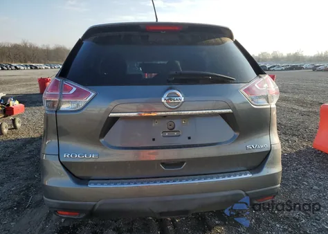 2015 Nissan Rogue Sv z USA, uszkodzony, nr VIN KNMAT2MV5FP501219